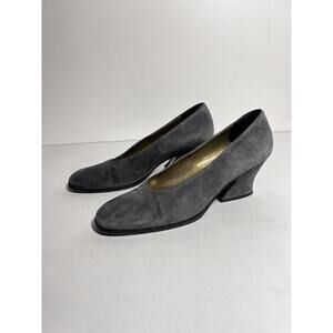 Yves Saint Laurent EUC Gray Suede 2.25" Heel Pump Dress Shoe Size 7.5